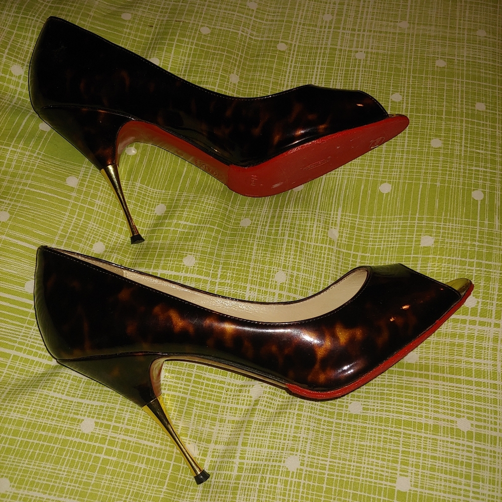 Christian Louboutin Torties